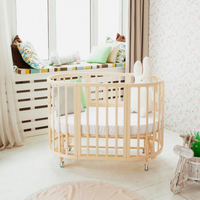 Двуспальная кровать-трансформер: популярный тренд для небольших квартир